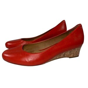 Nurture Deon Red Leather Wedge Pump Heels Size 7.5